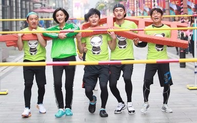 兄弟姐妹齐上阵，共度欢乐周末